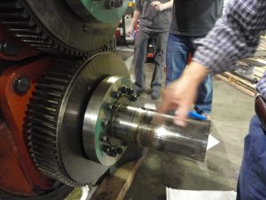 May Bom Uy Tin Chat Luong 300x225